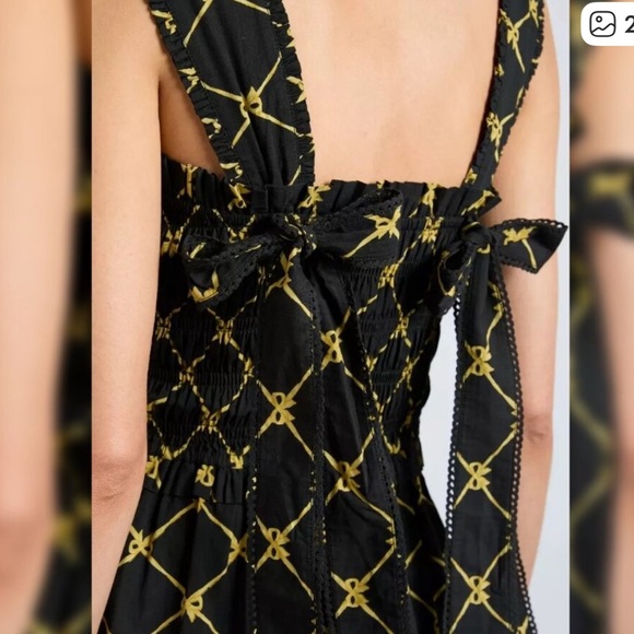 Chic Black and Gold Patterned Midi Dress - Picture 2 of 3